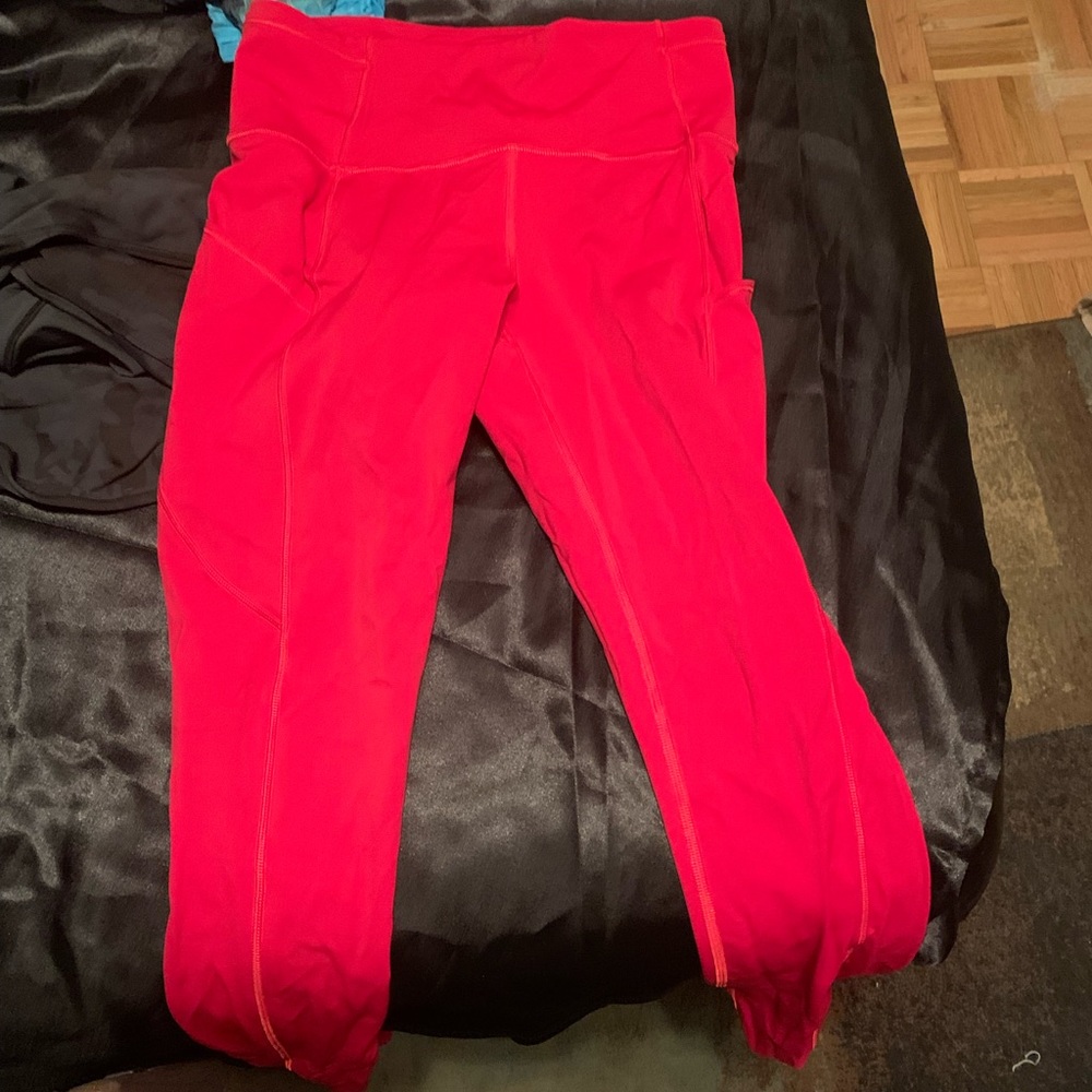 Lulu lemon align leggings w pockets barely worn